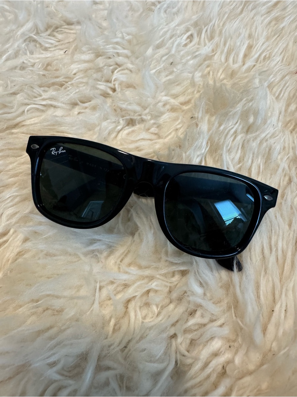 Ray-Ban jr Kids Black Frame Sunglasses with Dark Lenses